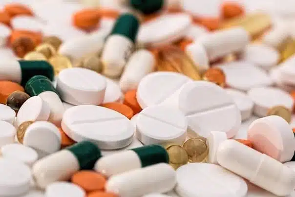 atarax 25 mg pour mieux dormir : quels sont les effets secondaires de ce comprimé ?