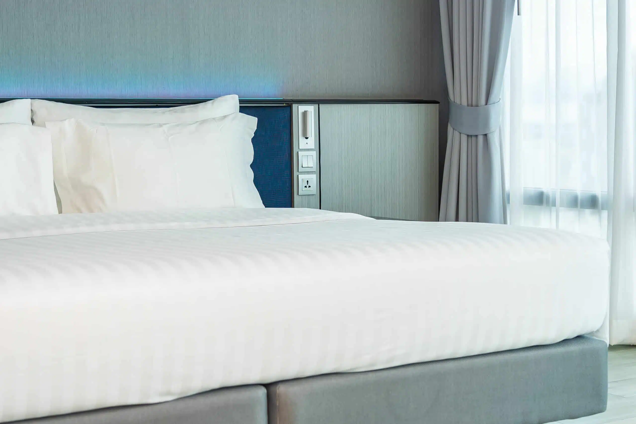 Literie estivale : Envisagez un été serein en optant pour le meilleur surmatelas rafraichissant