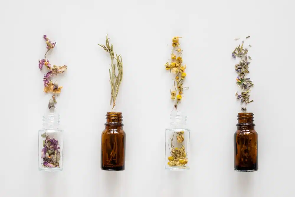 L'aromathérapie pour combattre les troubles du sommeil : privilégiez ces 7 huiles essentielles pour bien dormir