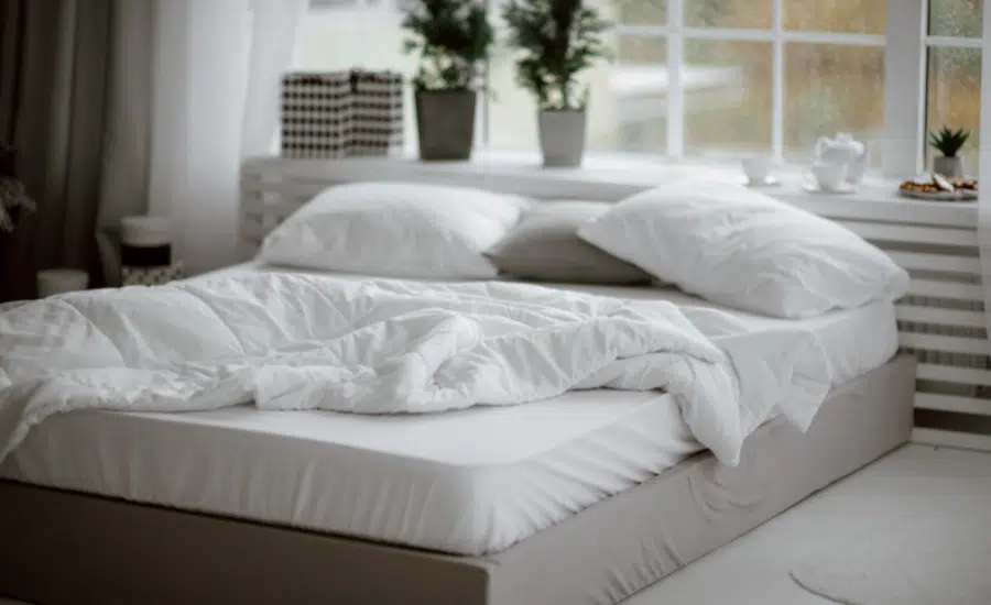 Comment choisir sa couettes avec ces 5 critères ? Guide d'achat et des tailles