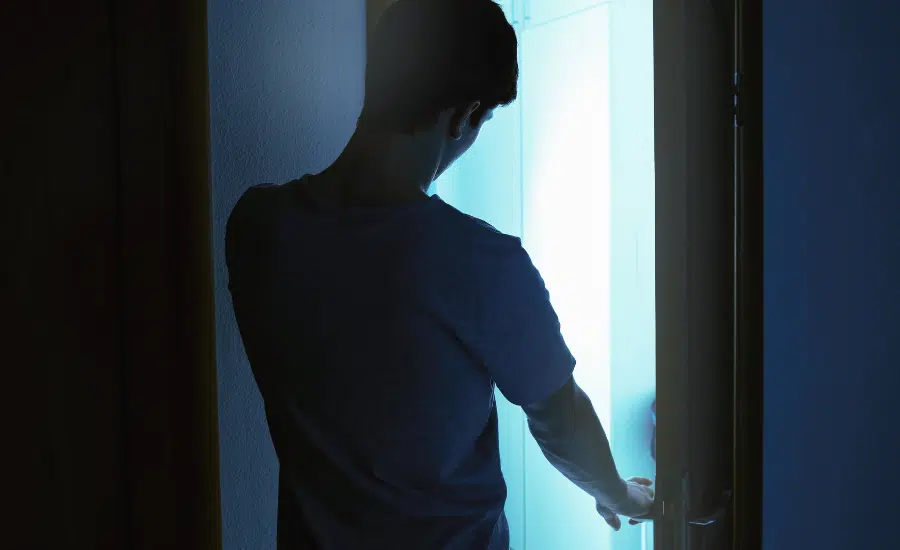 Comment éviter les crises de somnambulisme chez l'adulte ?