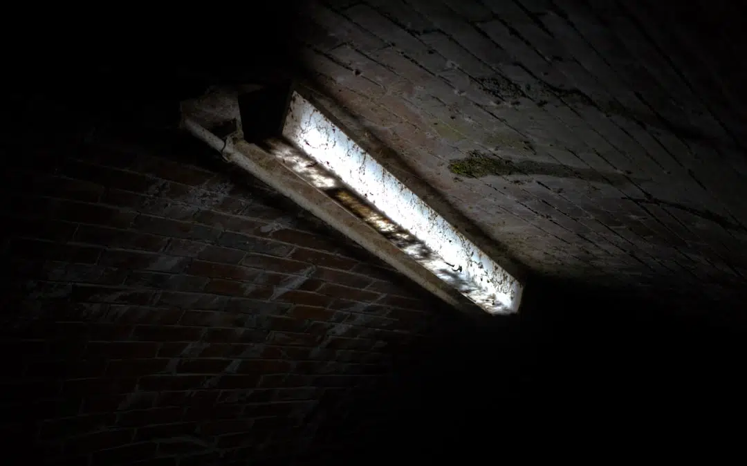 Personne réveillée au milieu de la nuit